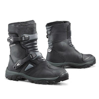 Forma Adventure Low Black Boots