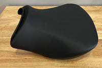 STANDARD SEAT R1200RT (14-19) , R1250RT (20-22) - TAKE OFF